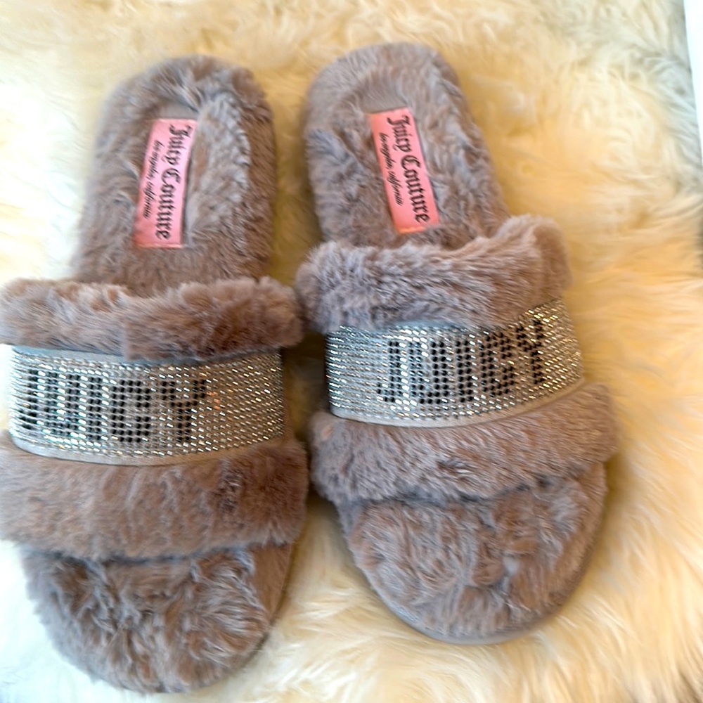 Juicy Couture Grey Halo slipper
